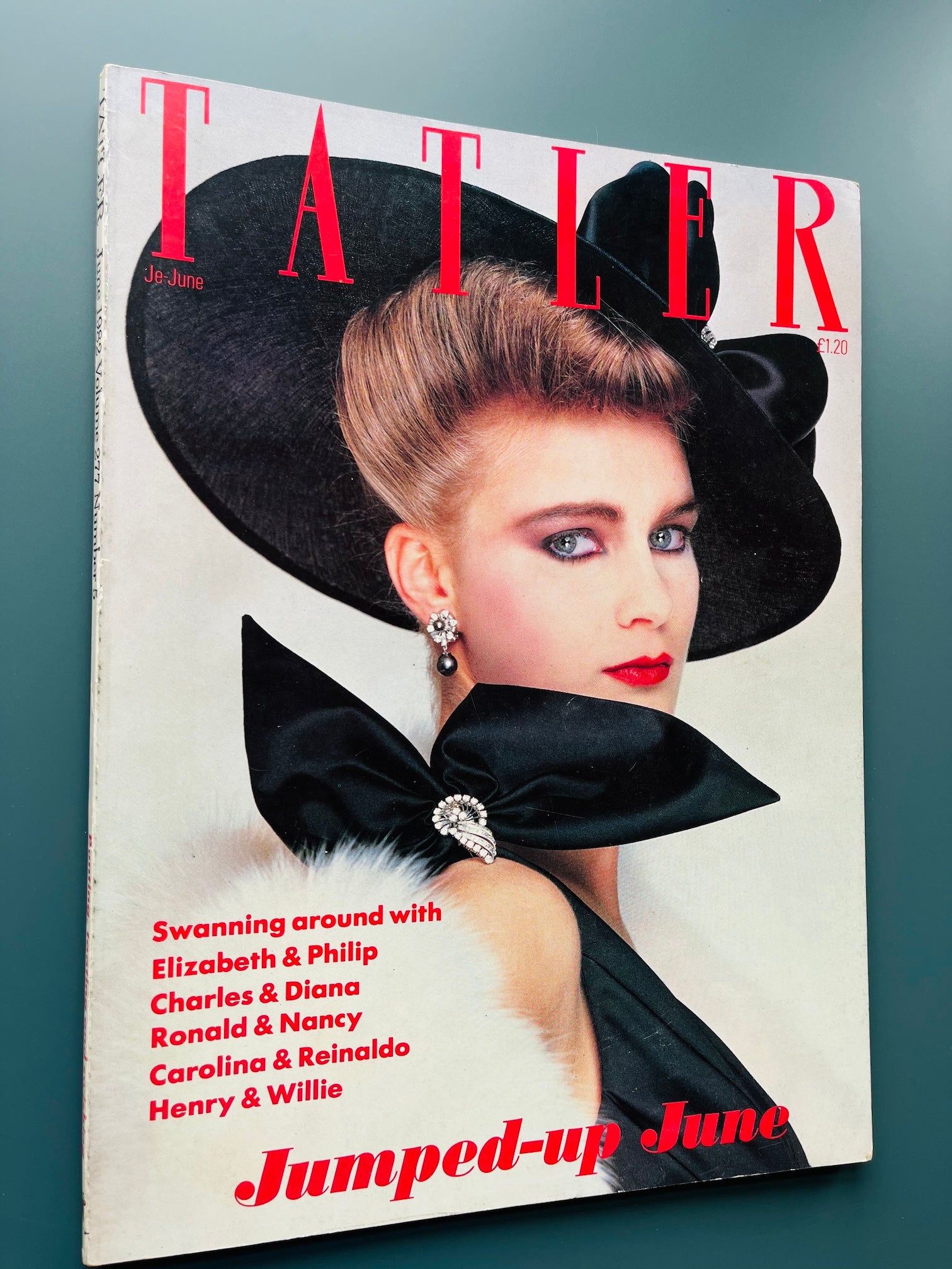 Tatler Magazine - LADY VIVIENNE HAIG Norman Parkinson LISA LYON