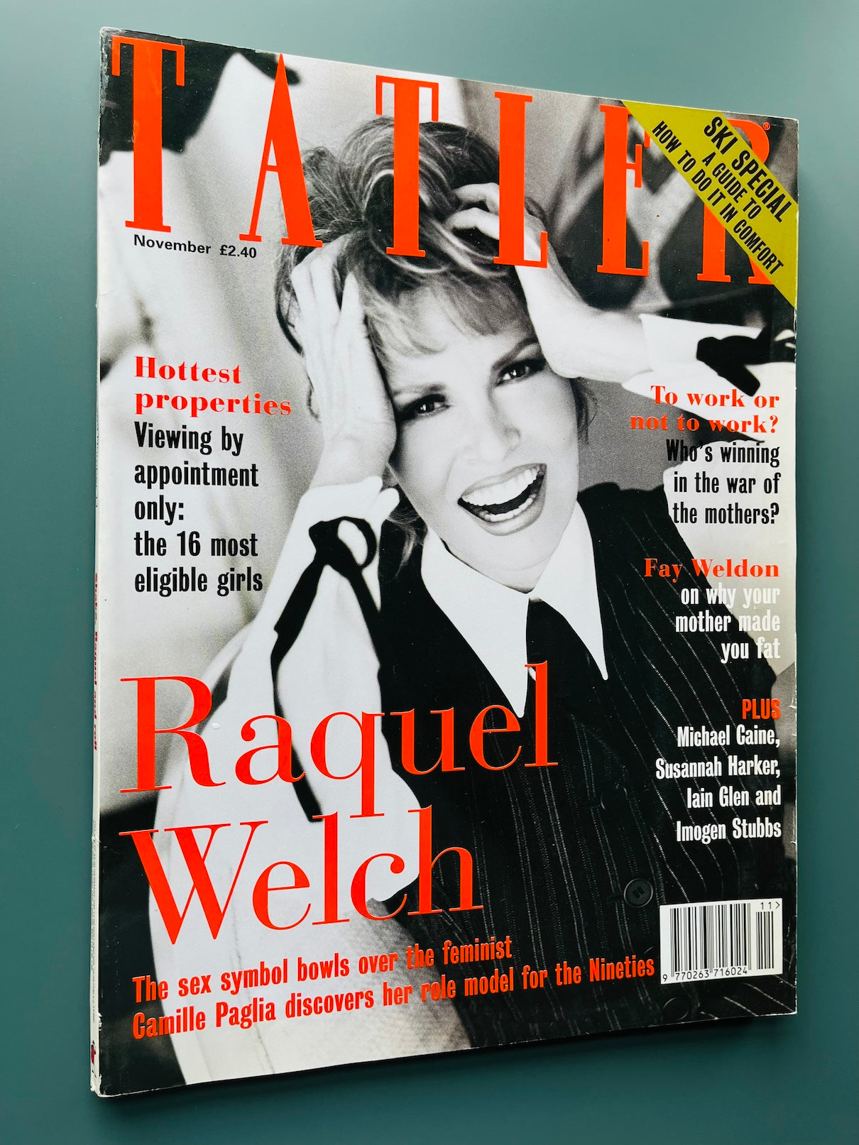 Tatler Magazine - Raquel WELCH Susannah HARKER Iain Glen