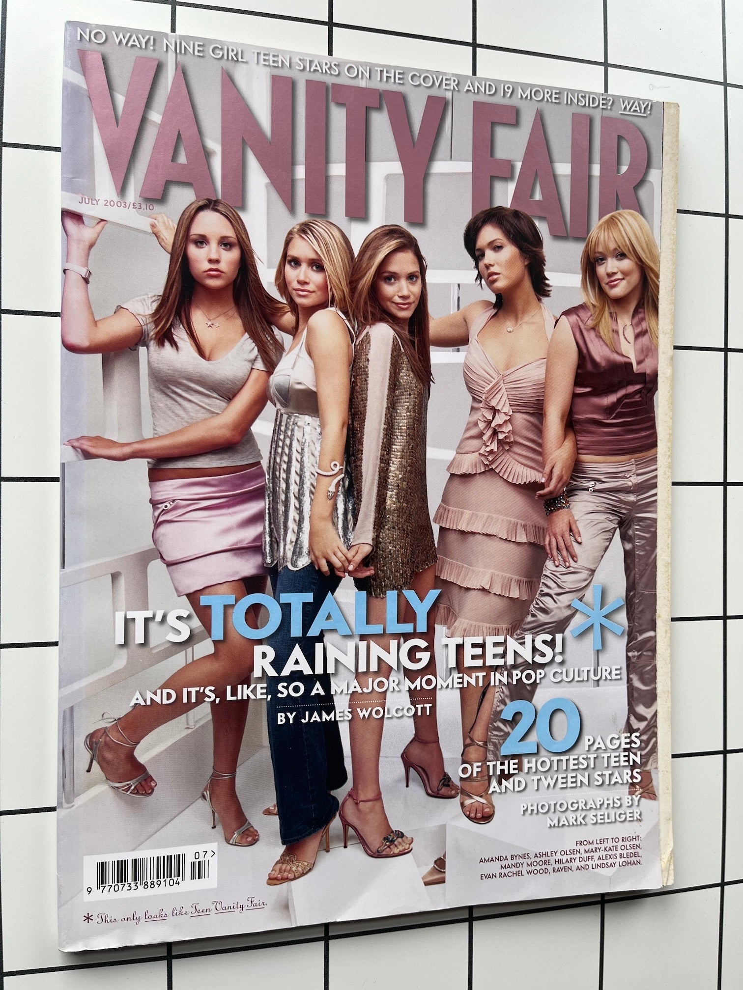 Vanity Fair Magazine - Mary Kate & Ashley Olsen Mandy Moore JULY 2003