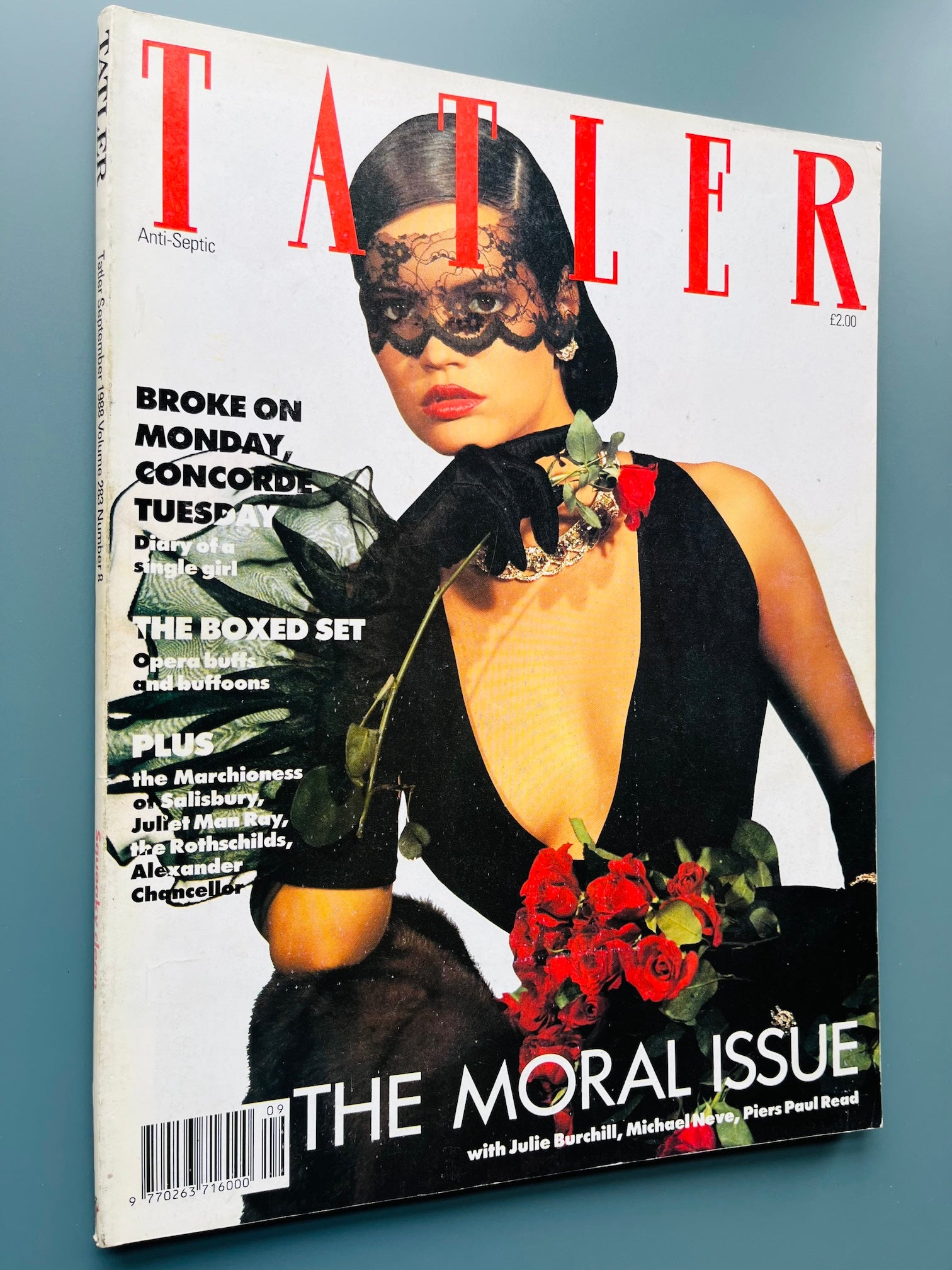 Tatler Magazine - TALISA SOTO Michael Roberts ALICE SPRINGS