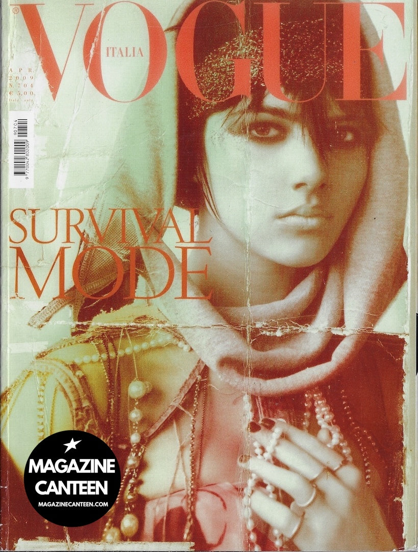 Vogue Italia Magazine 2009 - Eliza Cummings AMBER VALLETTA Klein